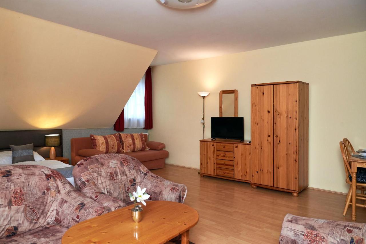 Apartman Brigitte Buekfuerdo エクステリア 写真