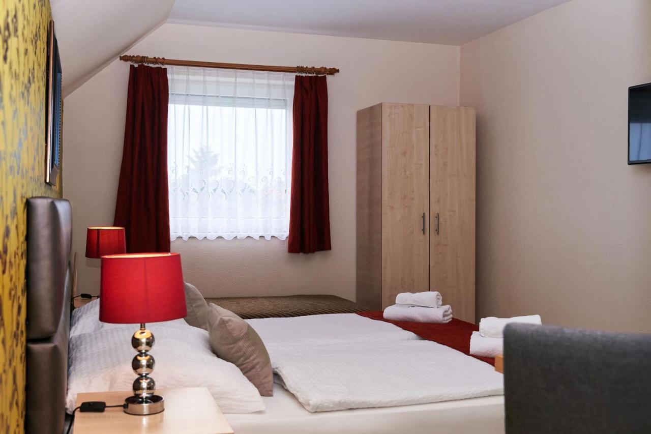 Apartman Brigitte Buekfuerdo エクステリア 写真