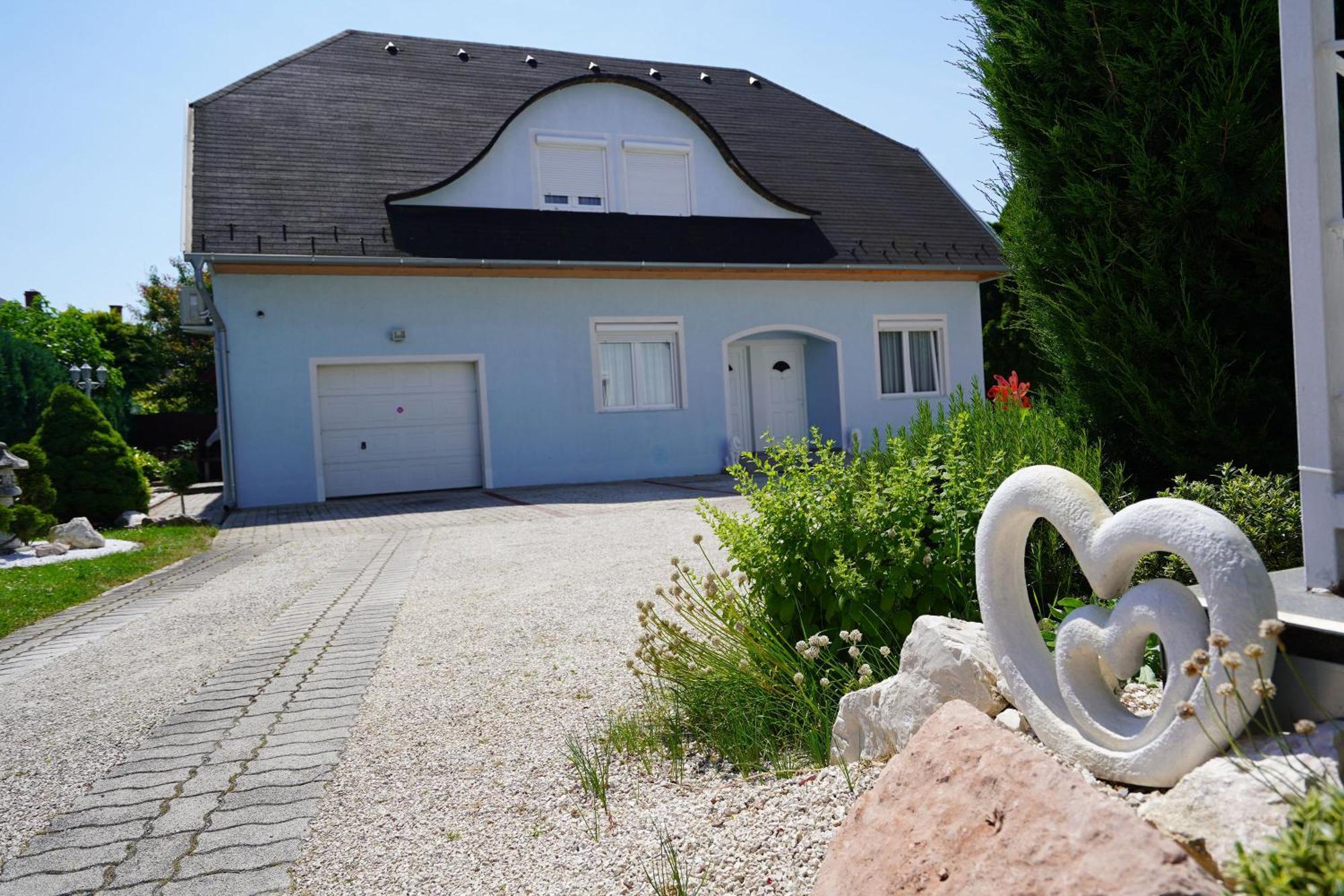 Apartman Brigitte Buekfuerdo エクステリア 写真